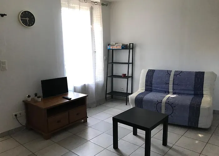 Studio Confortable 33 M2