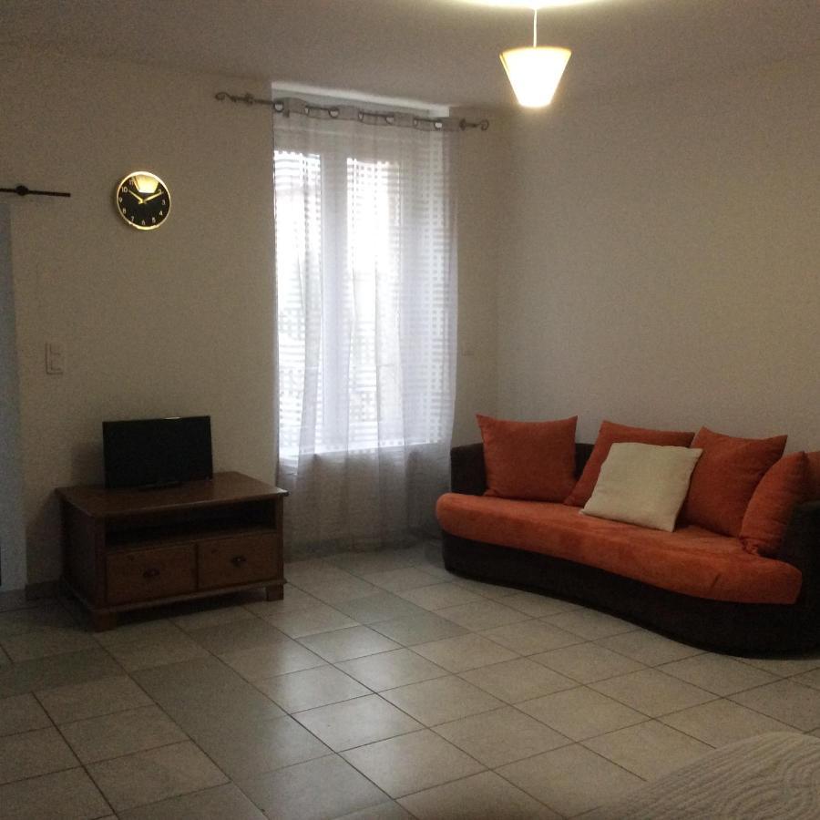 Apartment Confortable 33 M2 *